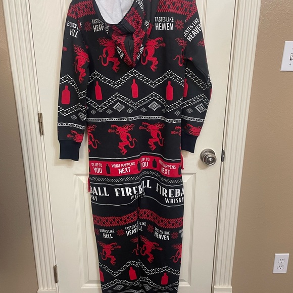 LIKE NEW! FIREBALL ONSIE! - Picture 4 of 7